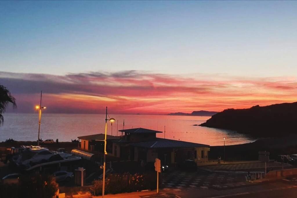 T2 Magnifique Vue Mer Panoramique Six-Fours-les-Plages Eksteriør bilde